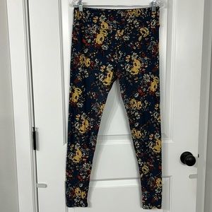 Lularoe tall & curvy leggings
